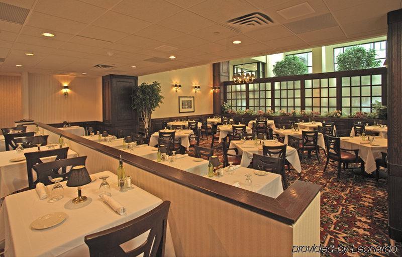 Rochester Marriott Mayo Clinic Area Restaurant photo